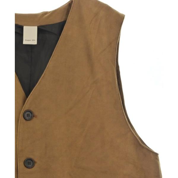 CASPER JOHN VEST